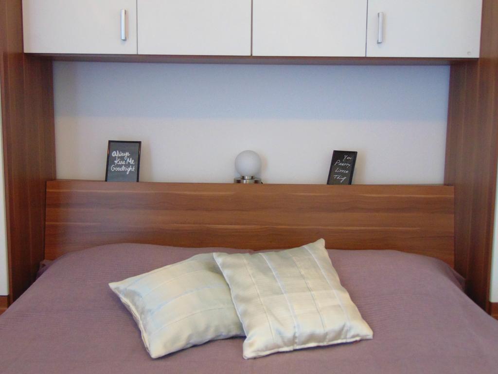 Guest House Jelsa 젤사 외부 사진