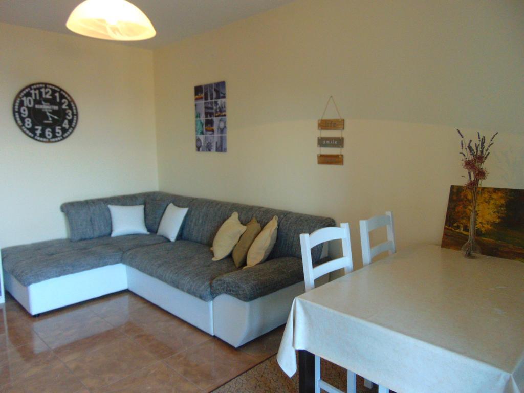 Guest House Jelsa 젤사 외부 사진