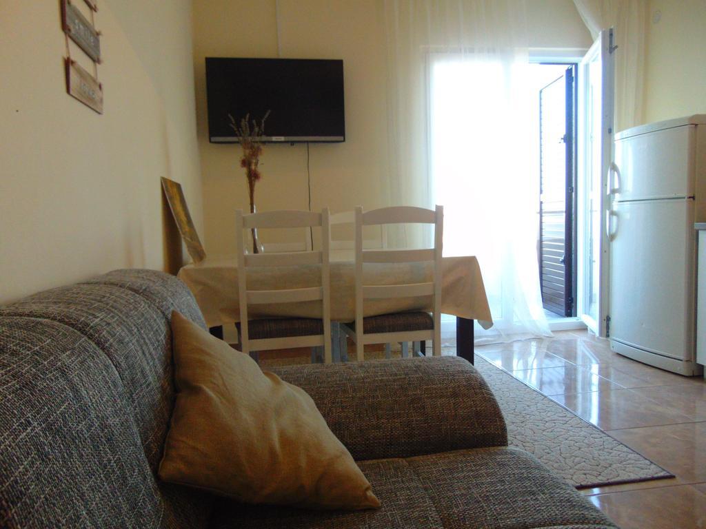 Guest House Jelsa 젤사 외부 사진